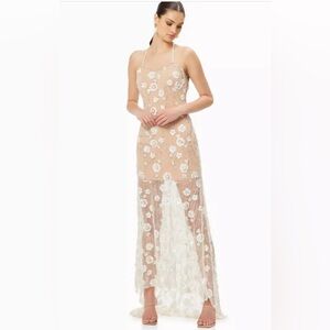 Elliatt Beige and White Floral Maxi Dress